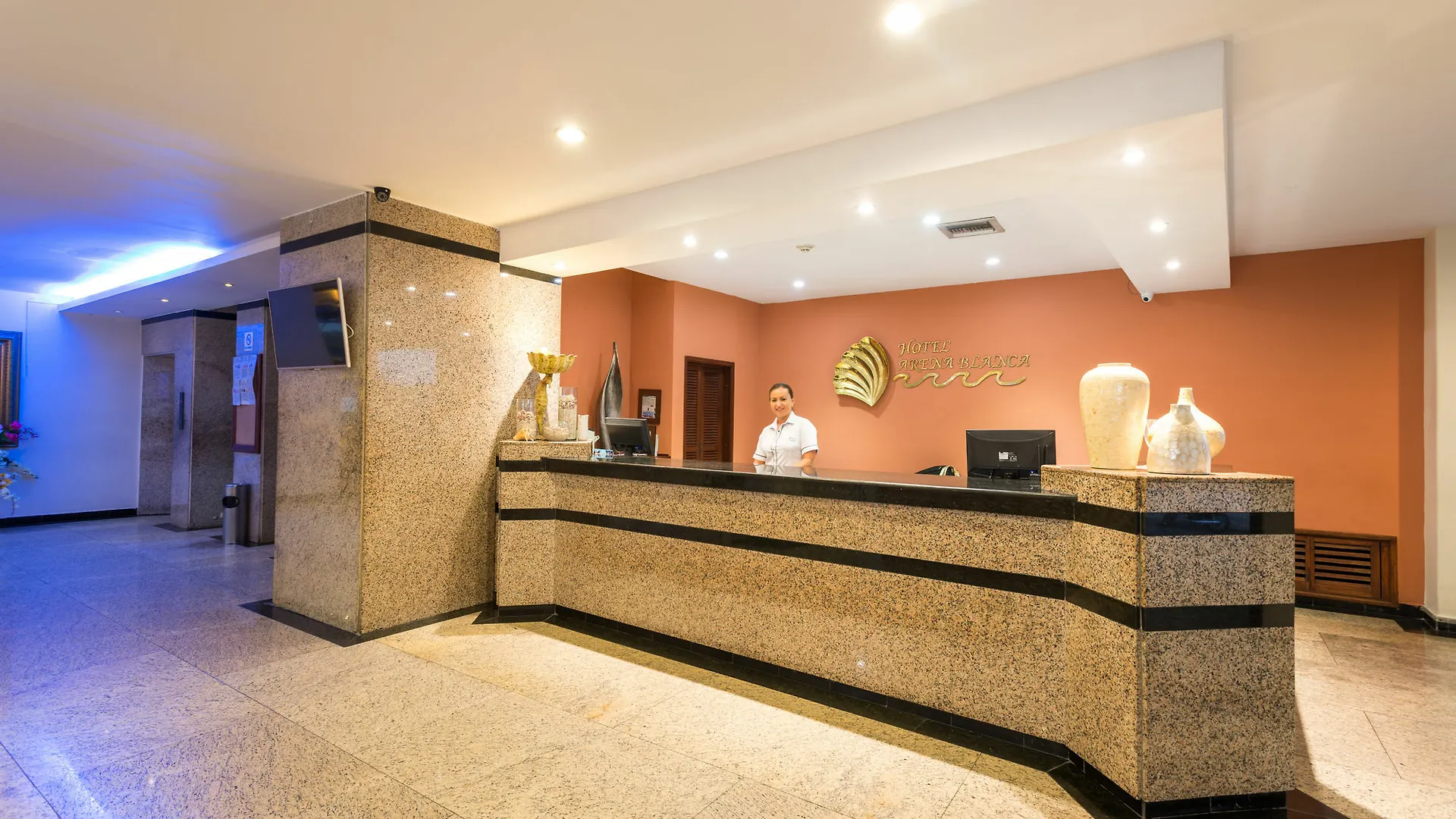 Hotel Arena Blanca By Dorado San Andres  Colombia